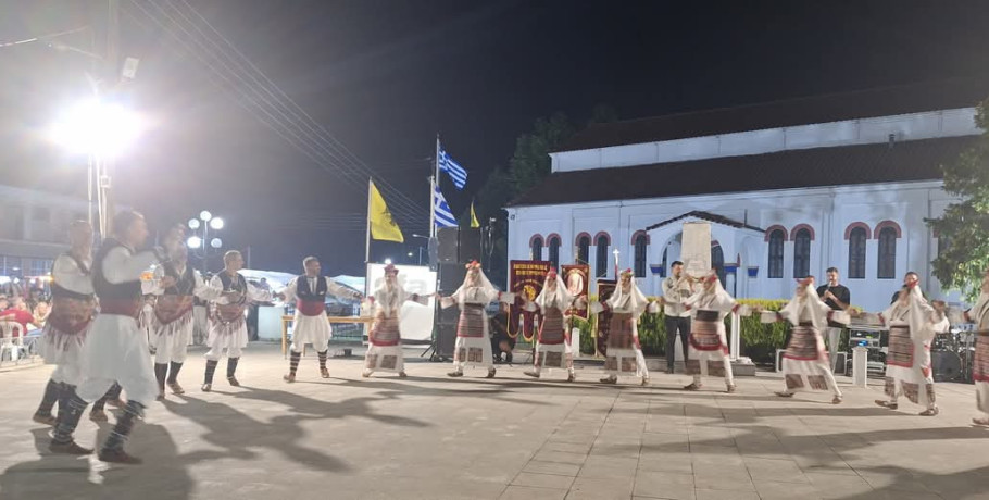 Με επιτυχία οι Πολιτιστικές Εκδηλώσεις του Συλλόγου «ΑΜΥΝΤΑΣ» Καλυβίων – Παρών και ο Αντιπεριφερειάρχης Πέλλας Ιορδάνης Τζαμτζής