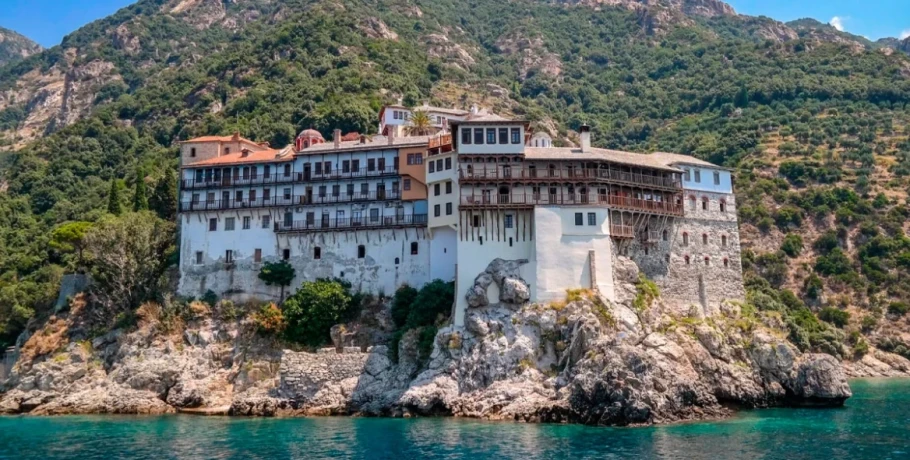 Σεισμός στο Άγιο Όρος: Γιατί θεωρούνται «περίεργο φαινόμενο» τα 5,3 Ρίχτερ - «Το ρήγμα μπορεί να δώσει και 5,7R» λέει ο Λέκκας