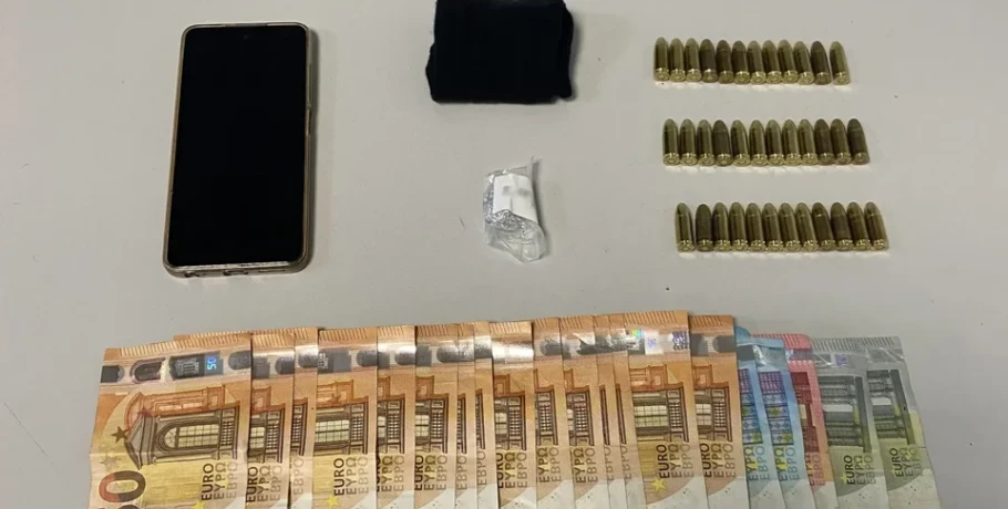 Μεγάλη επιχείρηση της ΕΛ.ΑΣ. - Σύλληψη δύο Τούρκων για ναρκωτικά και όπλα στη Βόρεια Ελλάδα