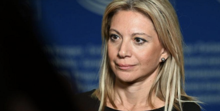 Καρυστιανού σε βουλευτές: «Δεν υπάρχει κανένας λόγος να μην προσυπογράψετε και να μην υπερψηφίσετε να ξεκινήσει ΕΡΕΥΝΑ»
