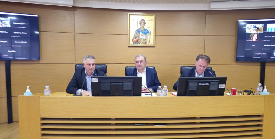 ΠΕΔΚΜ: Συνέργειες μεταξύ δήμων και επαγγελματιών για τη δημιουργία «θερμοκοιτίδων» νέων επιχειρήσεων