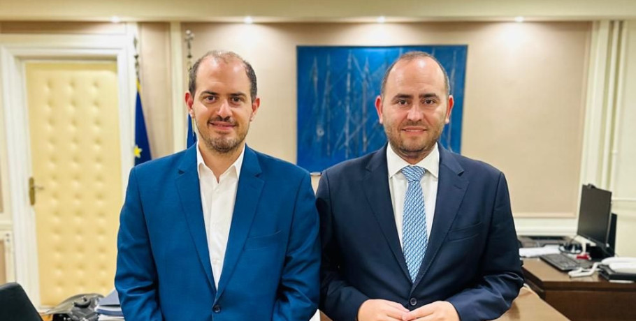 Συνάντηση Λάκη Βασιλειάδη με Υφυπουργό Οικονομικών: «Να εξεταστούν όλα τα περιθώρια για περαιτέρω ελαφρύνσεις»