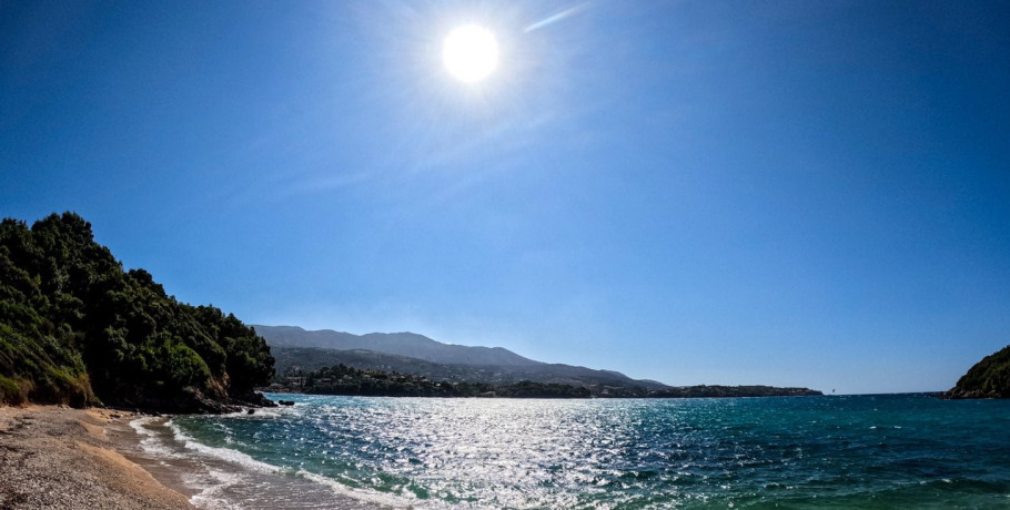 Καιρός: Ανεβαίνει η θερμοκρασία, πού θα έχει σήμερα 30άρια