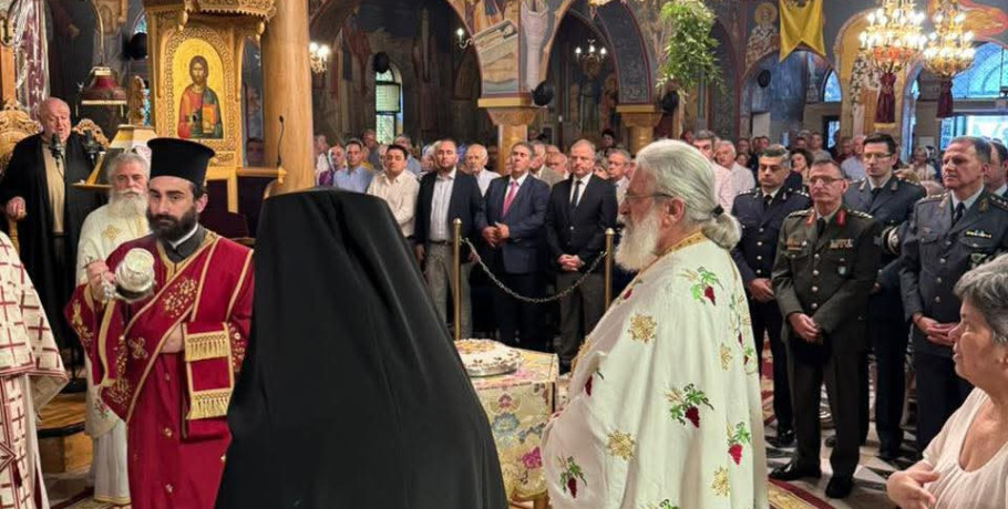 Με λαμπρότητα η Αρχιερατική Θεία Λειτουργία των Αγίων Πάντων στην Έδεσσα – Παρών ο Υφυπουργός Διονύσης Σταμενίτης