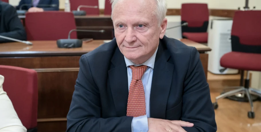 Γιάννης Ανδριανός: Ποιος είναι ο δημοσιογράφος και βουλευτής Αργολίδας που αναλαμβάνει υφ. Αγροτικής Ανάπτυξης – Το βιογραφικό του
