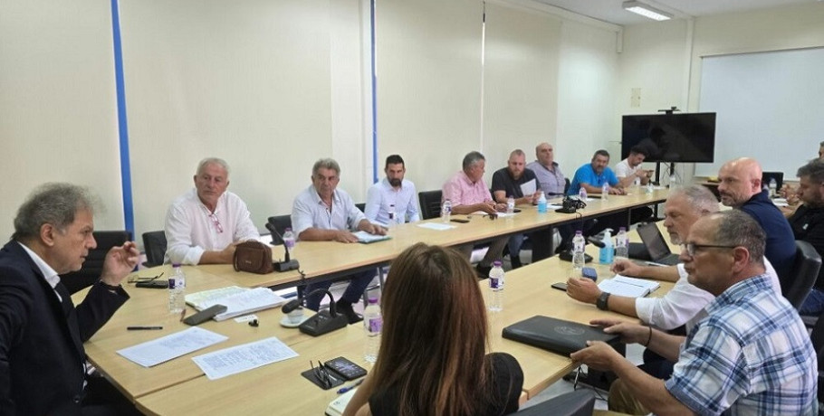 Εποικοδομητική συνάντηση των Κυνηγετικών Συλλόγων Δυτικής Μακεδονίας και της ΚΟΜΑΘ με τον Περιφερειάρχη Δ. Μακεδονίας κο Αμανατίδη Γιώργο