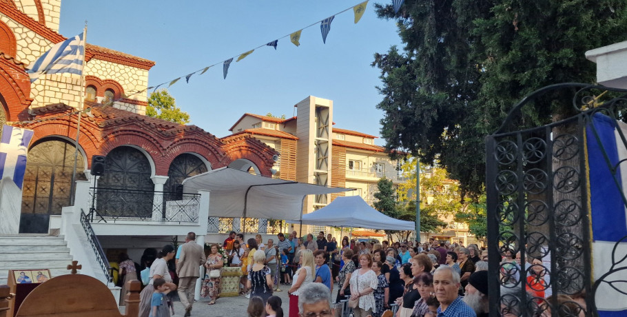 Ουρές πιστών στον Άγιο Γεώργιο για την πανήγυρη του Παρεκκλησίου του Αγίου Παϊσίου