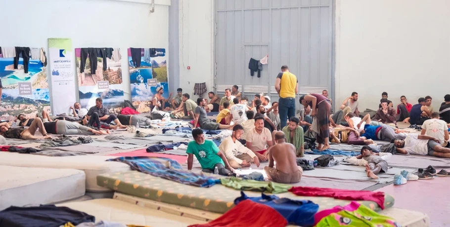 Αδιάκοπες οι μεταναστευτικές ροές προς την Κρήτη: Επιχείρηση διάσωσης 520 μεταναστών νότια της Γαύδου