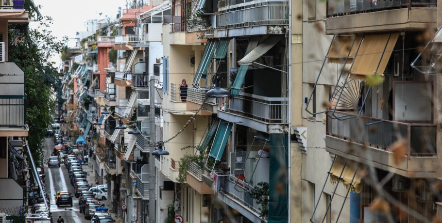 «Εξοικονομώ»: Για ποια προγράμματα παρατάθηκαν οι προθεσμίες μέχρι τα τέλη του 2025 -Τι ισχύει