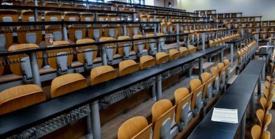 Τελευταία ευκαιρία να πάρουν πτυχίο οι «αιώνιοι» φοιτητές