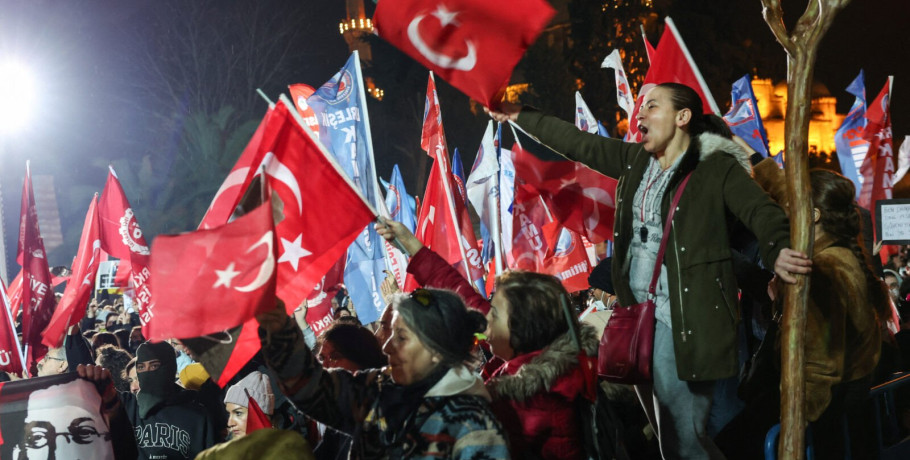 Τουρκία: Νέος κύμα συλλήψεων – Συνελήφθη άλλος ένας δήμαρχος της αντιπολίτευσης