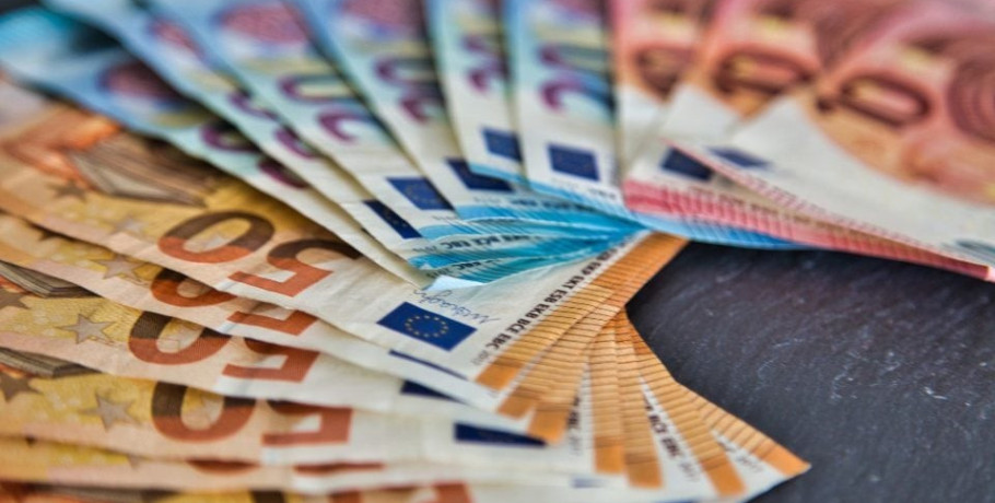 Επιστροφή ενοικίου και επίδομα 250 ευρώ: Τα νέα κριτήρια