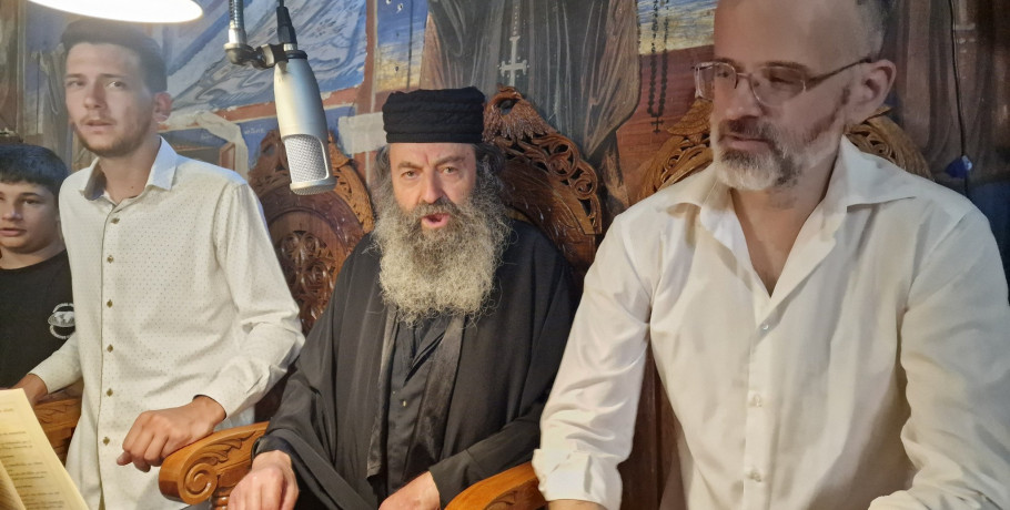 Ο Μοναχός Τιμόθεος από την Ι.Μ. Αρχαγγέλου Μιχαήλ έψαλε στην Αγία Παρασκευή Περίκλειας