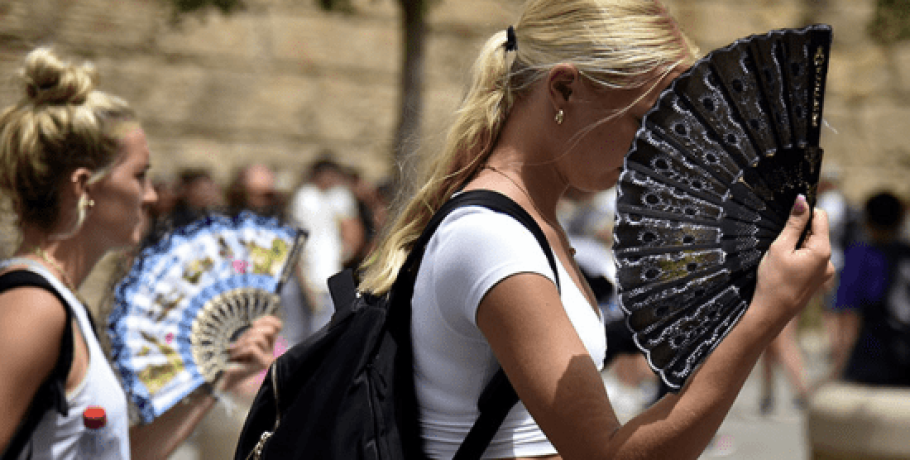 Καιρός: Νέο κύμα καύσωνα – Πού θα αγγίξει τους 43 βαθμούς ο υδράργυρος