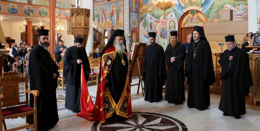 Επίσκεψη του Αρχιεπισκόπου Κύπρου στην Κοινότητα Αγίων Παντελεήμονος και Παρασκευής Λονδίνου
