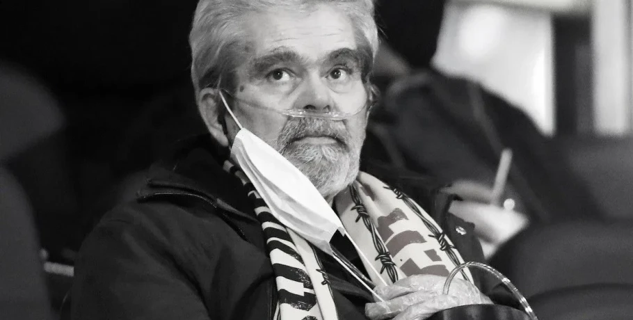 Πέθανε ο Στέλιος Μητσιόγλου