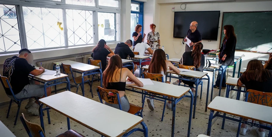 Πανελλήνιες 2025: Στις 25 Ιουλίου η ανακοίνωση των βάσεων – Ολοκληρώθηκε η διαδικασία των μηχανογραφικών