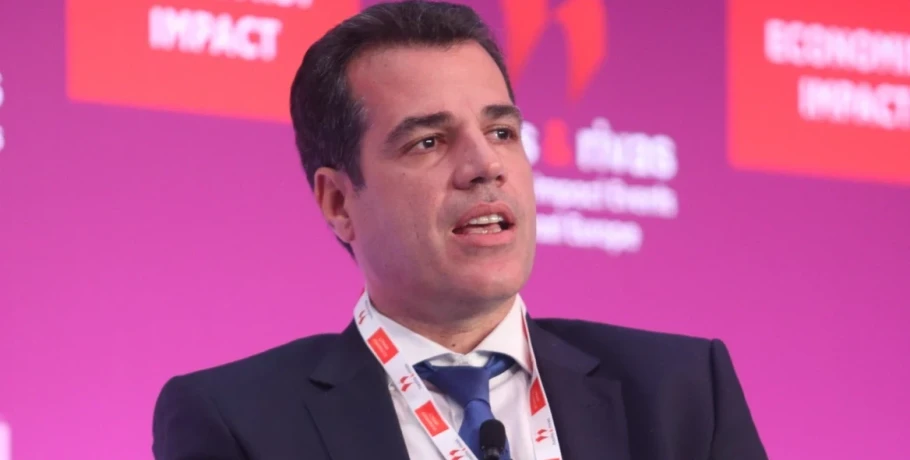 Πλεύρης: Οι μετανάστες δεν θα λιμνάζουν στην Κρήτη - Επόμενο μεγάλο ζήτημα οι επιστροφές