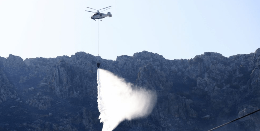 Φωτιά τώρα στη Σκάλα Δεσκάτης Γρεβενών -Εκκενώθηκε καταφύγιο με 55 παιδιά