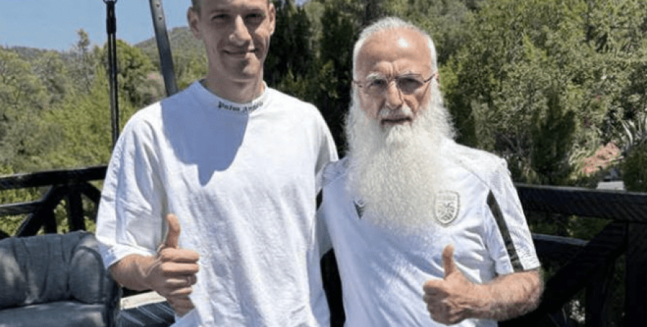 Κωνσταντέλιας για το νέο του συμβόλαιο: «Πέρασε από το μυαλό μου κάποια στιγμή η αποχώρηση, αλλά όταν με κάλεσε πίσω ο Ιβάν…»