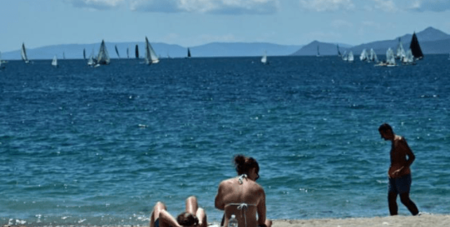 Καιρός αύριο: Ανεβαίνει κι άλλο η θερμοκρασία – Άνεμοι 8 μποφόρ θα πνέουν στο Αιγαίο