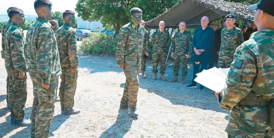Επαγγελματικός Στρατός, υπόγεια στρατόπεδα, θητεία και πτυχίο μαζί - Όλες οι αλλαγές στις Ένοπλες Δυνάμεις
