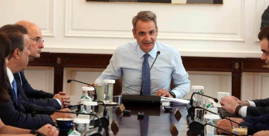 Μητσοτάκης: Θα επιβεβαιώσουμε 12 παρεμβάσεις για την μείωση της γραφειοκρατίας