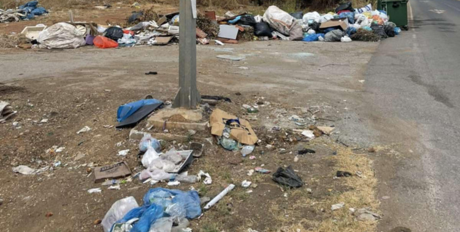 Χαλκιδική: "Υπέροχο" θέαμα από...σκουπίδια, προσφορά σε όλους! (φώτος, video)