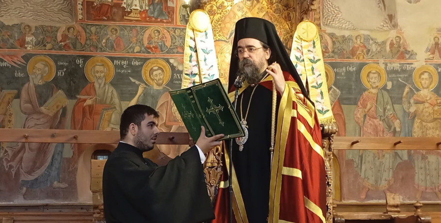 Πολυαρχιερατική Θεία Λειτουργία στη Σαμαρίνα Γρεβενών