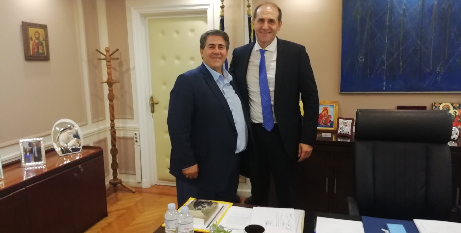 Θλίψη στην Πέλλα και την Ημαθία – Ο Ιορδάνης Τζαμτζής αποχαιρετά τον φίλο και πολιτικό Αποστόλη
