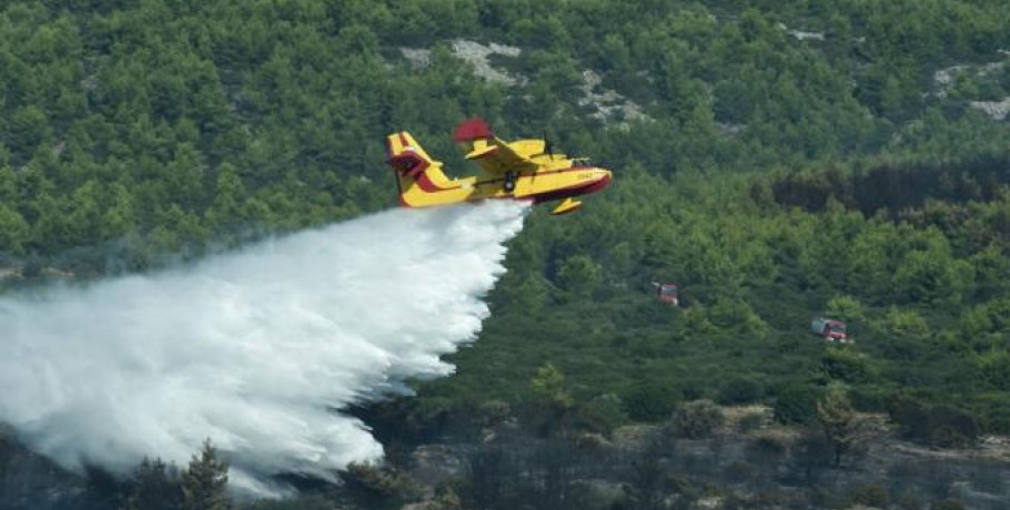 Ηλεία: Φωτιά στην περιοχή Πηγάδι – Επιχειρούν εναέρια μέσα