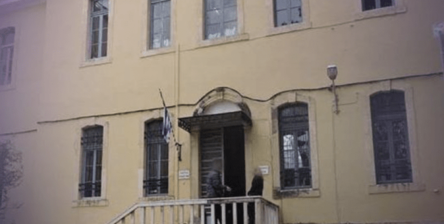 Χανιά: Στον ανακριτή ο 56χρονος που κάρφωσε με πολλαπλές μαχαιριές τη σύντροφό του