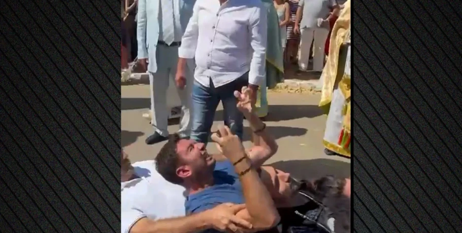 Κεφαλονιά: Η λιτανεία του Αγίου Γερασίμου, η λαοθάλασσα πιστών και το… απρόοπτο με τον «δαιμονισμένο»