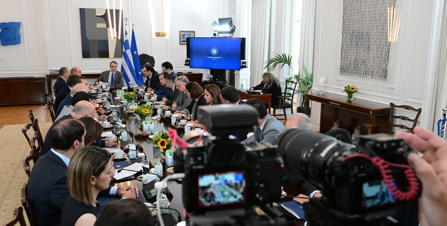 Για ολιγοήμερες διακοπές αναχωρούν τα μέλη της κυβέρνησης αυτή την εβδομάδα: Στις 27 Αυγούστου το επόμενο Υπουργικό Συμβούλιο