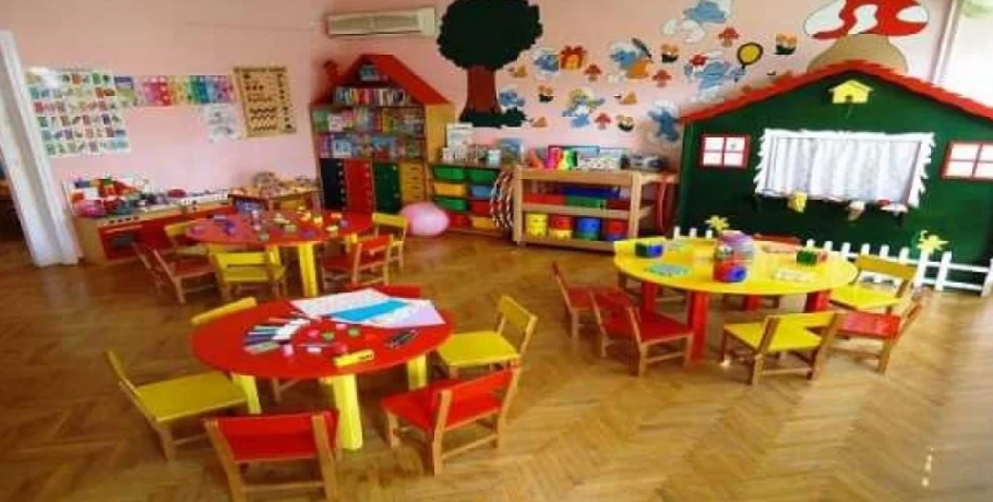 Η ΠΚΜ  χρηματοδοτεί την ένταξη δεκάδων χιλιάδων βρεφών, νηπίων, παιδιών και ατόμων με αναπηρίες στην προσχολική εκπαίδευση και στη δημιουργική απασχόληση