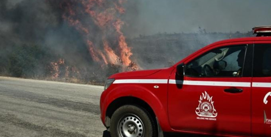 Φωτιά στην Κεφαλονιά: Εκκενώθηκε το μοναστήρι Αγίου Ανδρέα και άλλοι τρεις οικισμοί