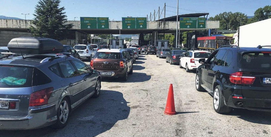 Ρεκόρ κίνησης στον Προμαχώνα - Σχεδόν δύο εκατ. οχήματα από την αρχή του 2025