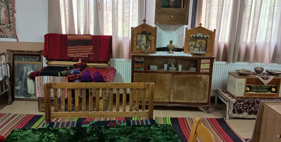 Σύλλογος Ποντίων Γιαννιτσών: Μίνι φωτογραφική ξενάγηση στο Λαογραφικό Μουσείο