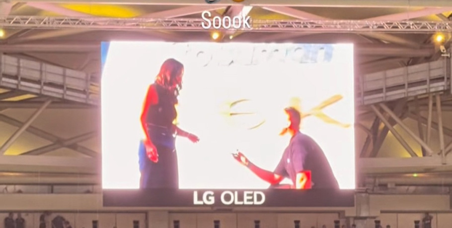 Ρομαντική πρόταση γάμου στο OPAP Arena: Ο Γιάννης Γιώρας έκανε την αγαπημένη του να πει το μεγάλο «ΝΑΙ»!