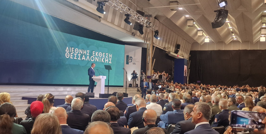 Κατάμεστο το Βελλίδειο για την ομιλία του Πρωθυπουργού – Το pellanews.gr παρών!
