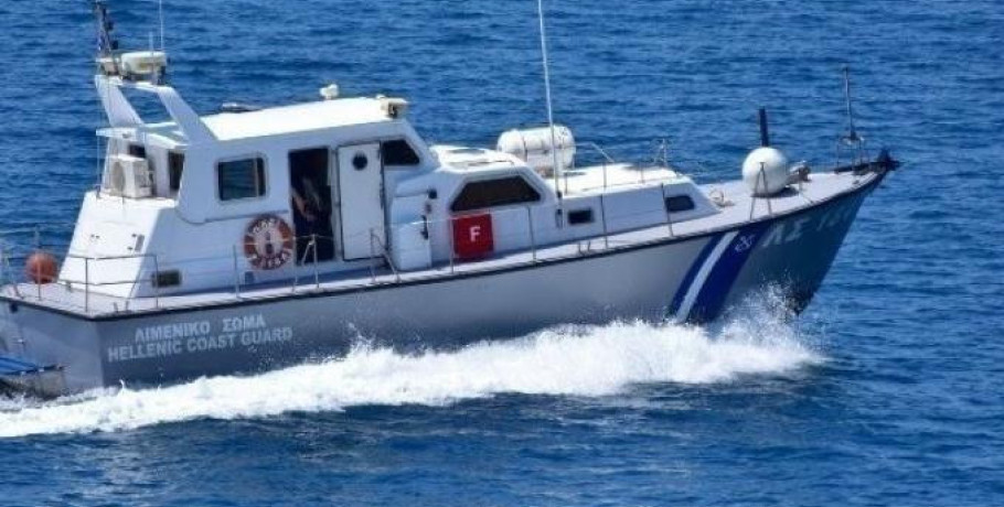 Άφαντος ο Τούρκος δραπέτης που βούτηξε στη θάλασσα – Υπο κράτηση οι 4 αστυνομικοί που τον συνόδευαν