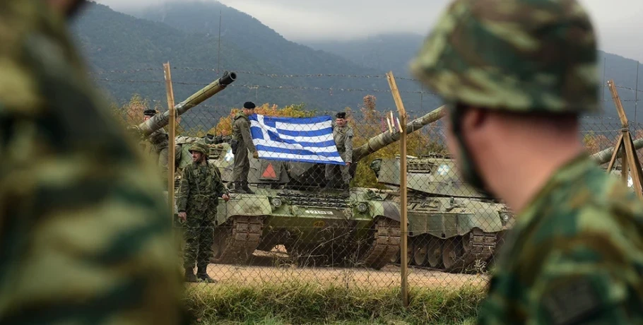 Από Οκτώβριο το νέο μισθολόγιο και βαθμολόγιο για τους ένστολους – Αυξήσεις έως 470 ευρώ