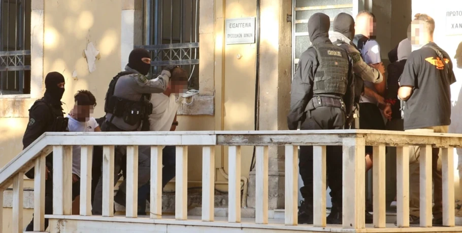 Η ακτινογραφία της μαφίας της Κρήτης: Ο Αρχηγός, ο «Αυστραλός», ο «Μικρός» και οι τρεις υποομάδες - Πήραν με εκβιασμούς εκκλησιαστική περιουσία €1,5 εκατ.