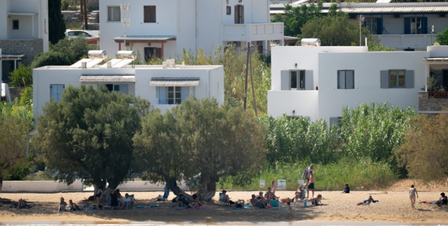 Ποδαρικό με 38άρια κάνει ο Σεπτέμβριος – «Έπεσε νερό τεσσάρων μηνών στη Θεσπρωτία»