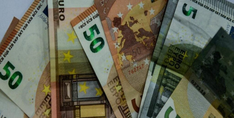 Ειδικό Εποχικό βοήθημα: Ποιοι παίρνουν έως 1375 ευρώ - Πού και πώς υποβάλλονται οι αιτήσεις