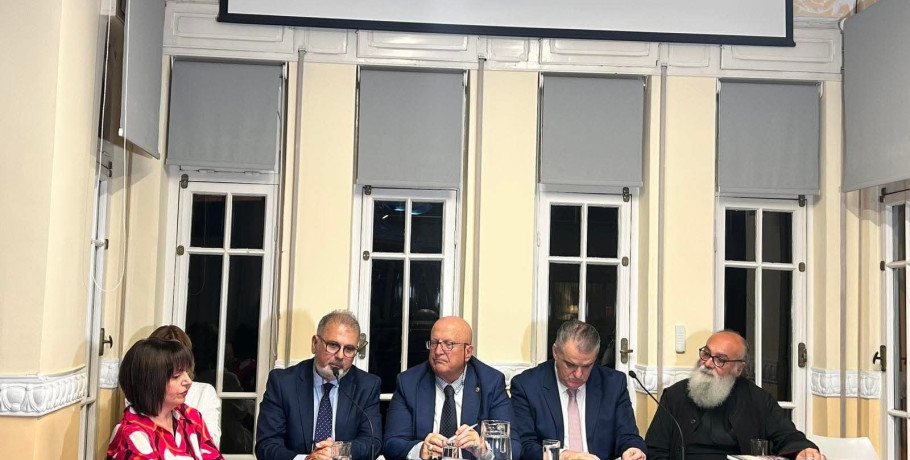 Παρουσίαση του βιβλίου του Βασίλη Κοντογουλίδη «Σκιές μνήμης – Φως ελπίδας»