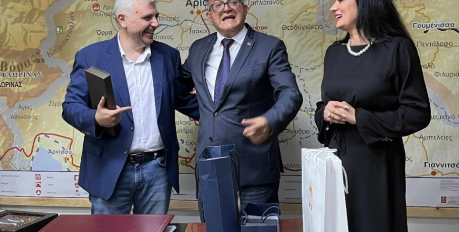 Επίσημη συνάντηση του Υπουργού Εργασίας της Σερβίας με τον Δήμαρχο Αλμωπίας στο Δημαρχείο