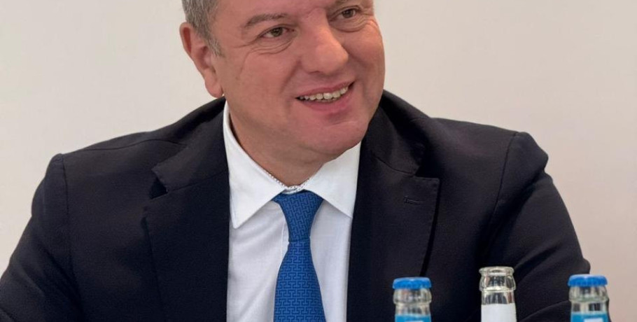 Διονύσης Σταμενίτης: Διεθνής Παρουσία με Έμφαση στη Σταθερότητα και τη Συνεργασία