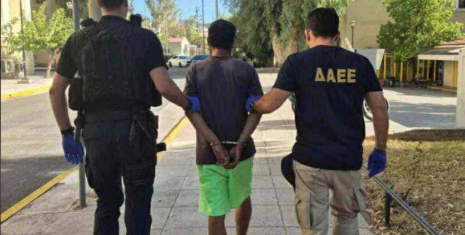 Δράκος του Αιγάλεω: «Είμαι μέλος του ISIS - Μου έδωσαν 100 ευρώ για να βάλω τις φωτιές» ισχυρίζεται ο 32χρονος