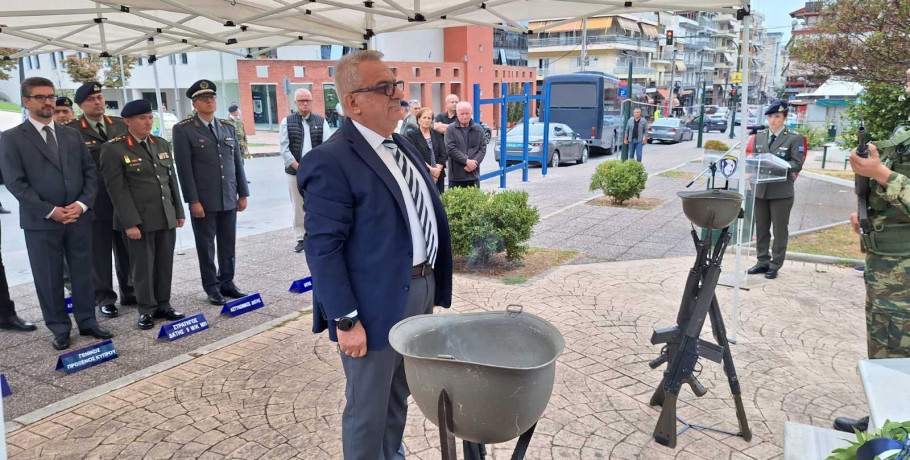 Δήμος Πέλλας/Δεληγιαννίδης και Παροτσίδης στην τελετή για τον ήρωα Γ. Ρούσση